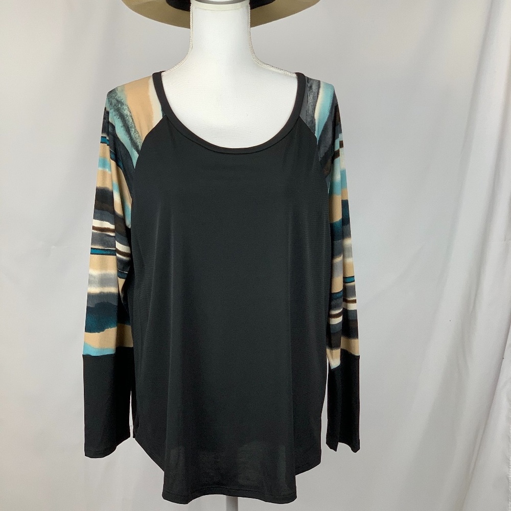 Curved hem tunic